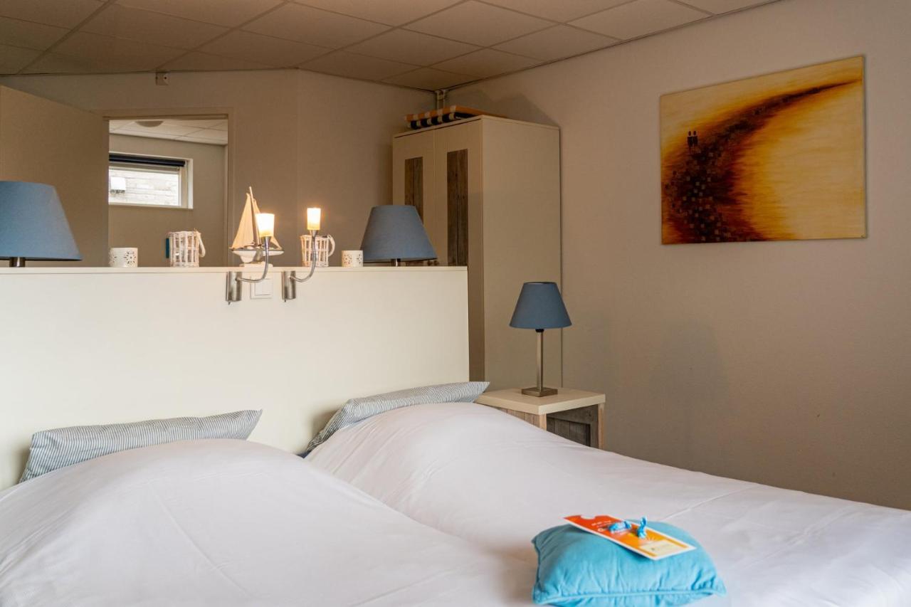 Hotel Kijkduin Домбург Екстериор снимка