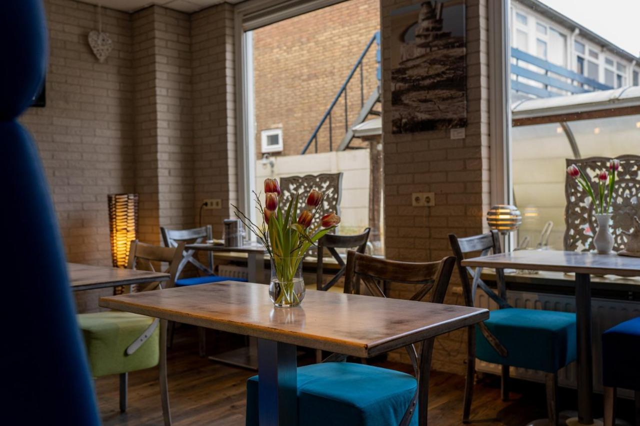 Hotel Kijkduin Домбург Екстериор снимка