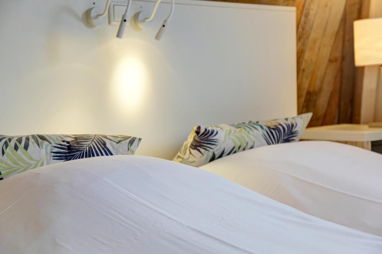 Hotel Kijkduin Домбург Екстериор снимка