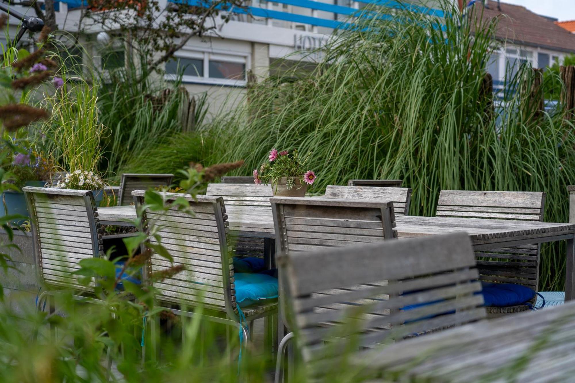 Hotel Kijkduin Домбург Екстериор снимка